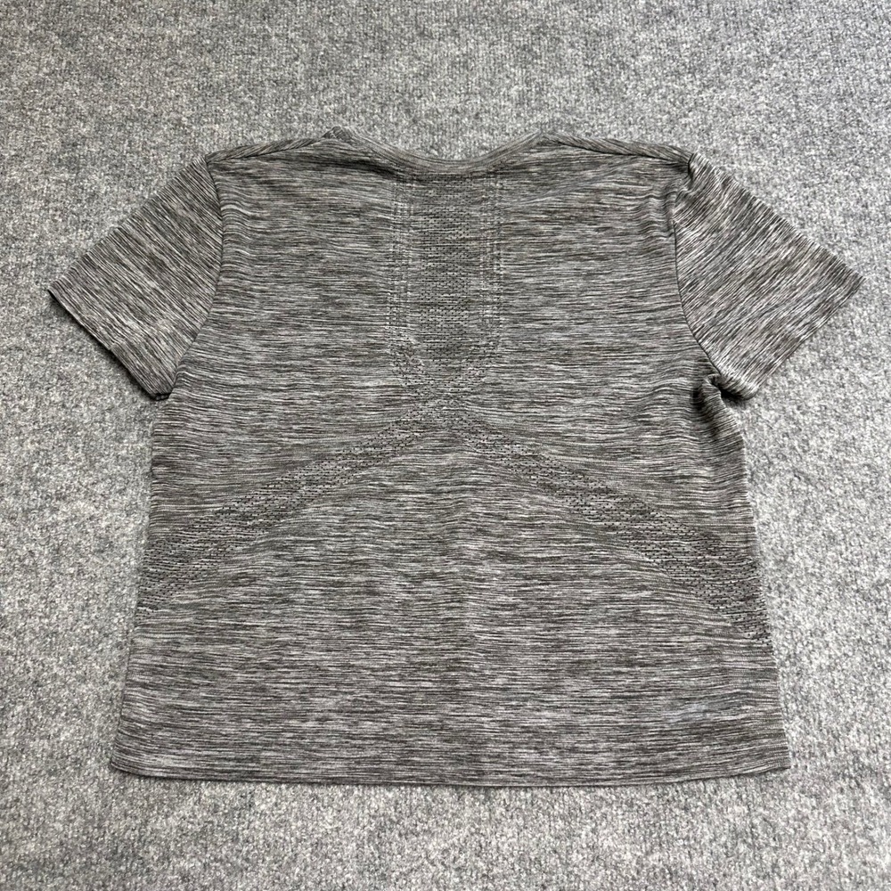 New Balance T-Shirt Womens Size M Grey Space Dye Mesh Back Athletic Gym Top